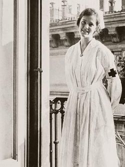 Agnes von Kurowsky grave story
